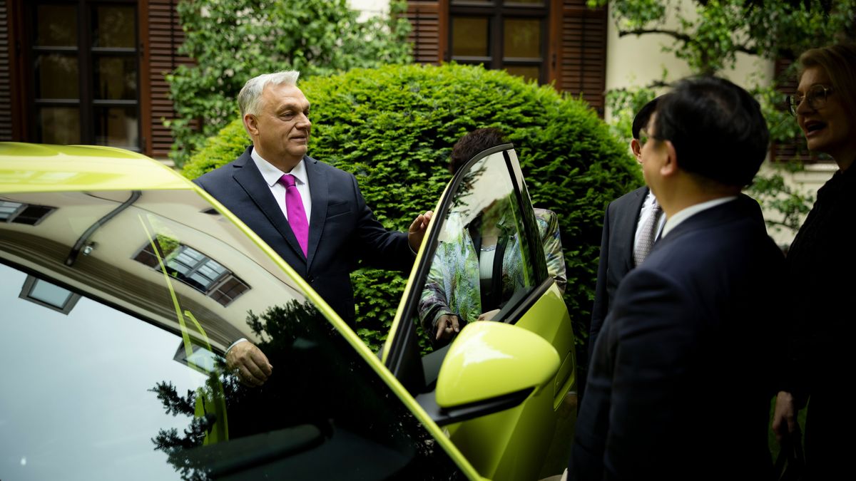 Szegedi BYD-gyár: Orbán Viktor is elámult a kínai beruházástól – "A szegediek megfogták az Isten lábát" 