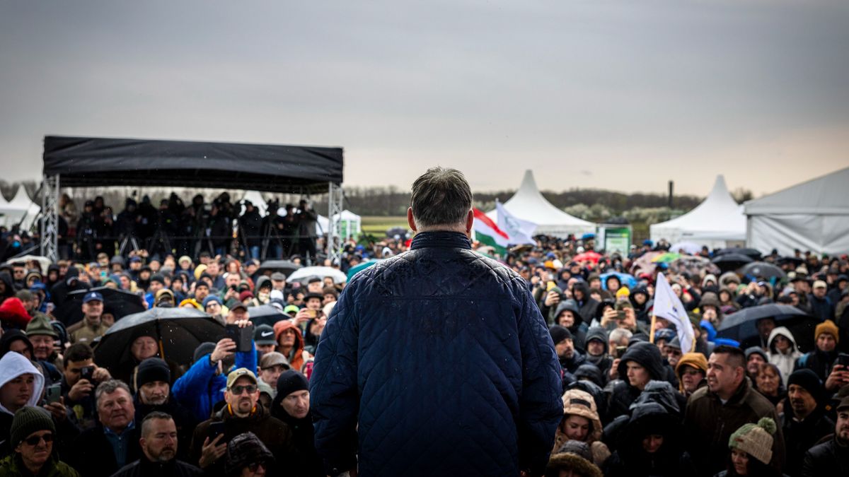 Orbán Viktor gyors döntést ígér: „Azonnal keress, lejövök a színpadról is” – súlyos helyzet az országban, ezrek maradtak áram és fűtés nélkül 