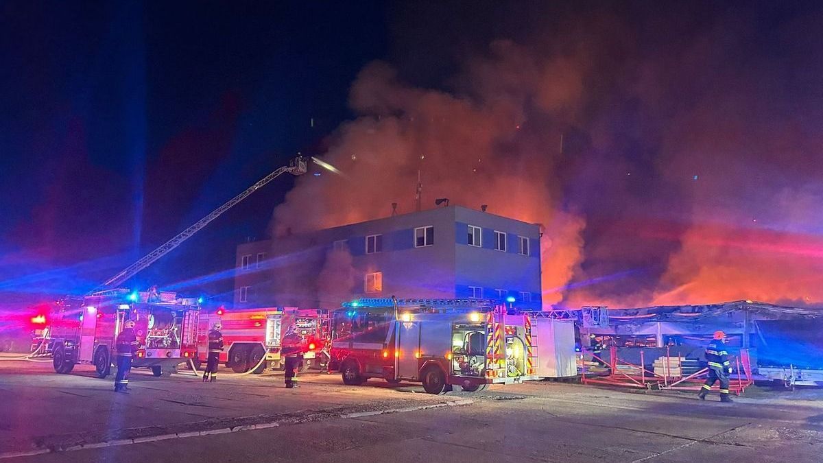 Cseh terrormerénylet: letartóztattak három gyanúsítottat