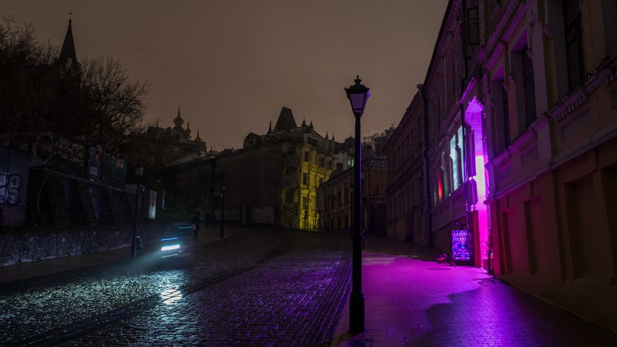 Rendkívüli: összeomlott az olajhiány miatt a 11 milliós ország energiarendszere, teljes sötétségbe borult – erre várt Amerika 