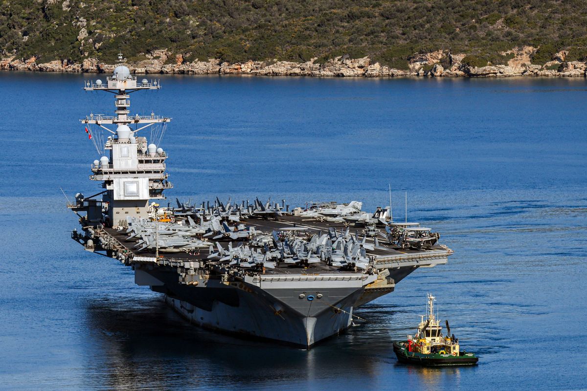 Amerikai Egyesült Államok USA
USS Gerald R Ford repülőgéphordozó anyahajó
Irán, iráni háború, iráni konfliktus, Közel-Kelet
tűz, tűzeset, Kréta