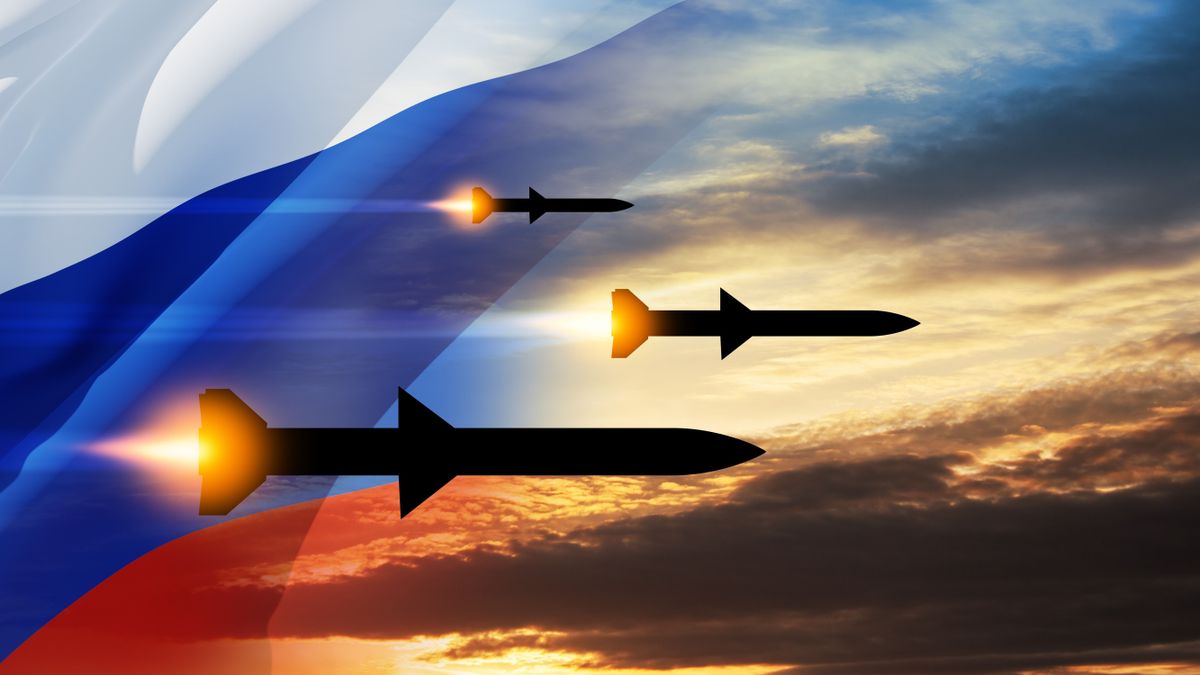 Fired,Missiles,Fly,To,The,Target.,M orosz issiles,At,The,Sky