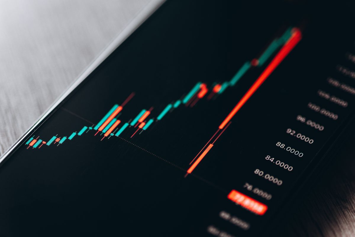 flash crash, kereskedés, AI, Hormuzi-szoros