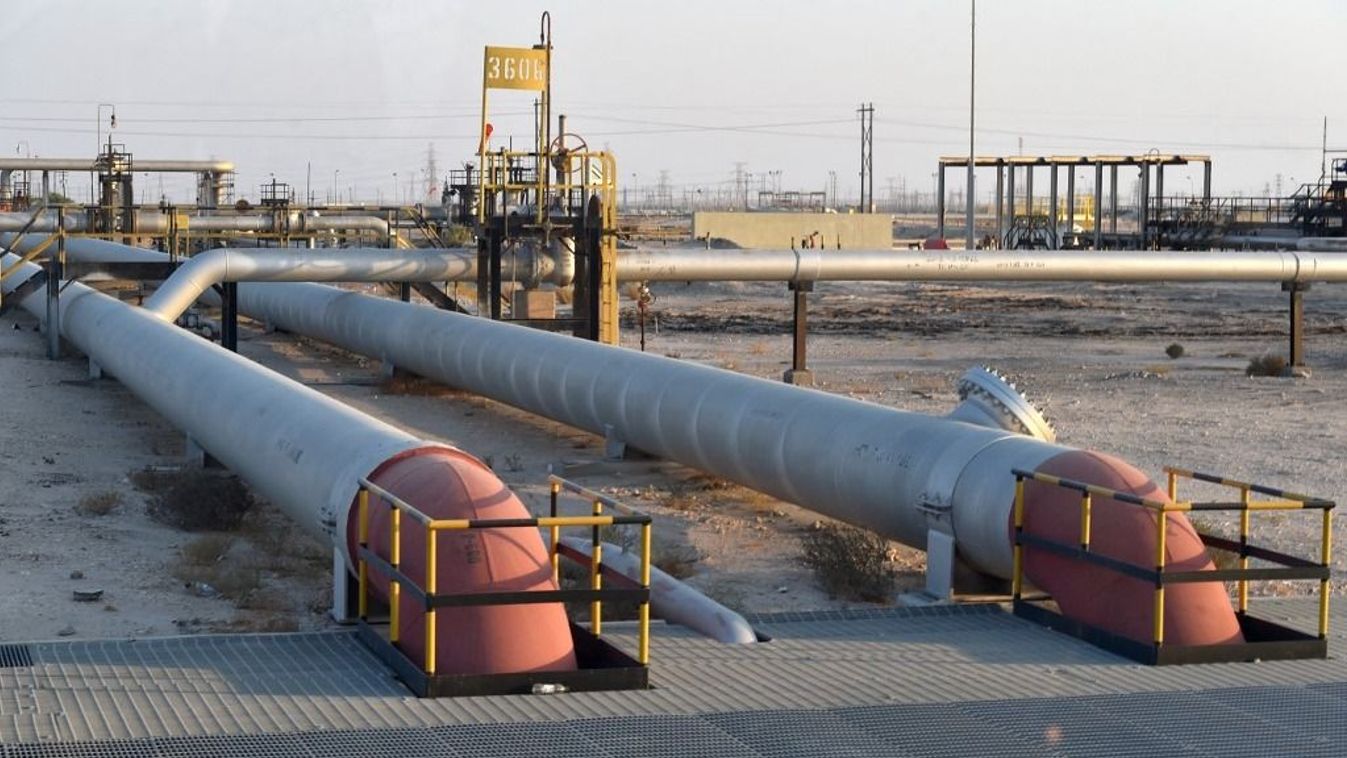 Hogyan lehet elkerülni a Hormuzi-szorost és ellátni olajjal a világpiacot? Kép