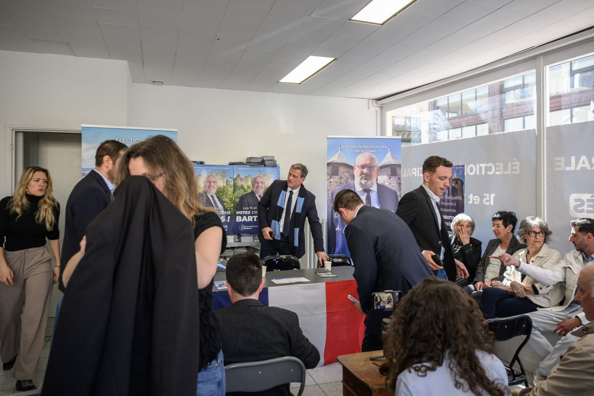 Megkezdődött Franciaországban a helyhatósági választások második fordulója