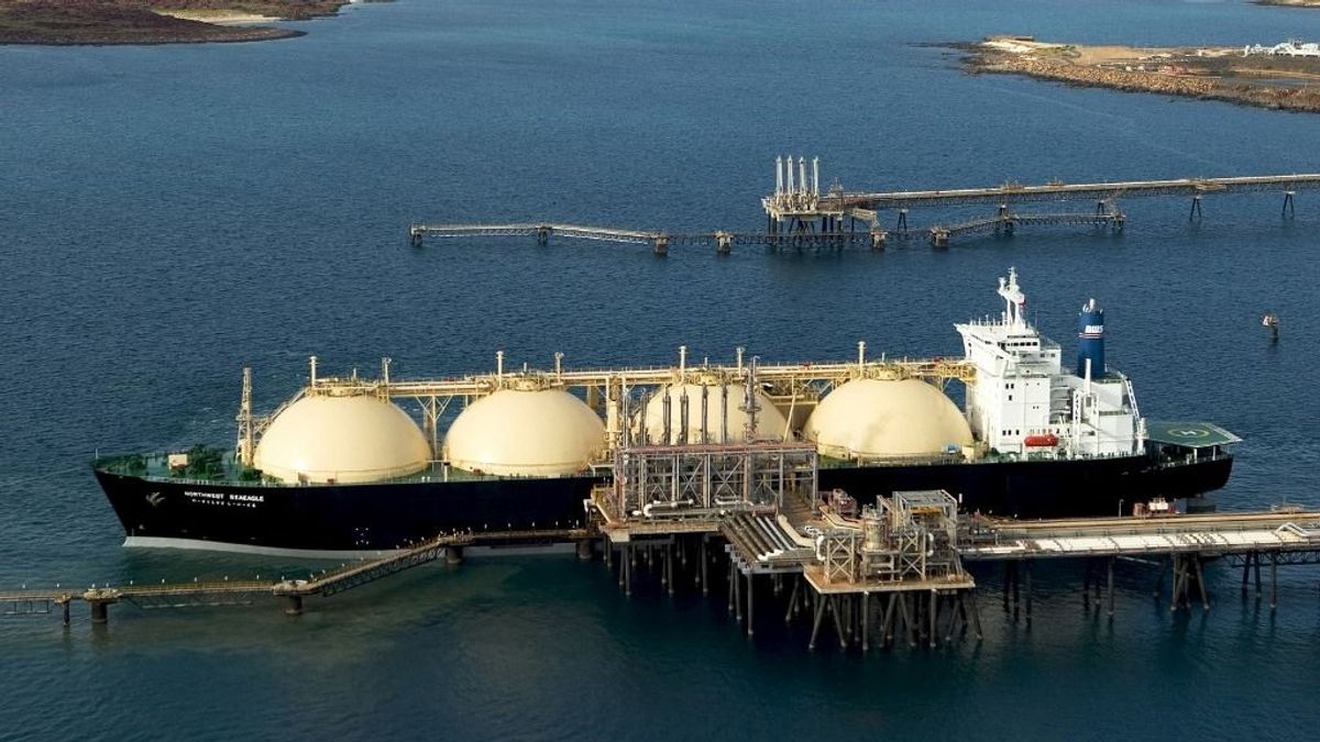 A gázpiacot az ág is húzza – óriási LNG-üzemek álltak le több kilométerre a háborútól 