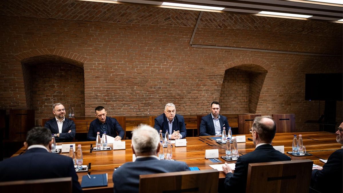 Orbán Viktor rendkívüli tanácskozást hívott össze – fokozódik az energiapiaci feszültség 