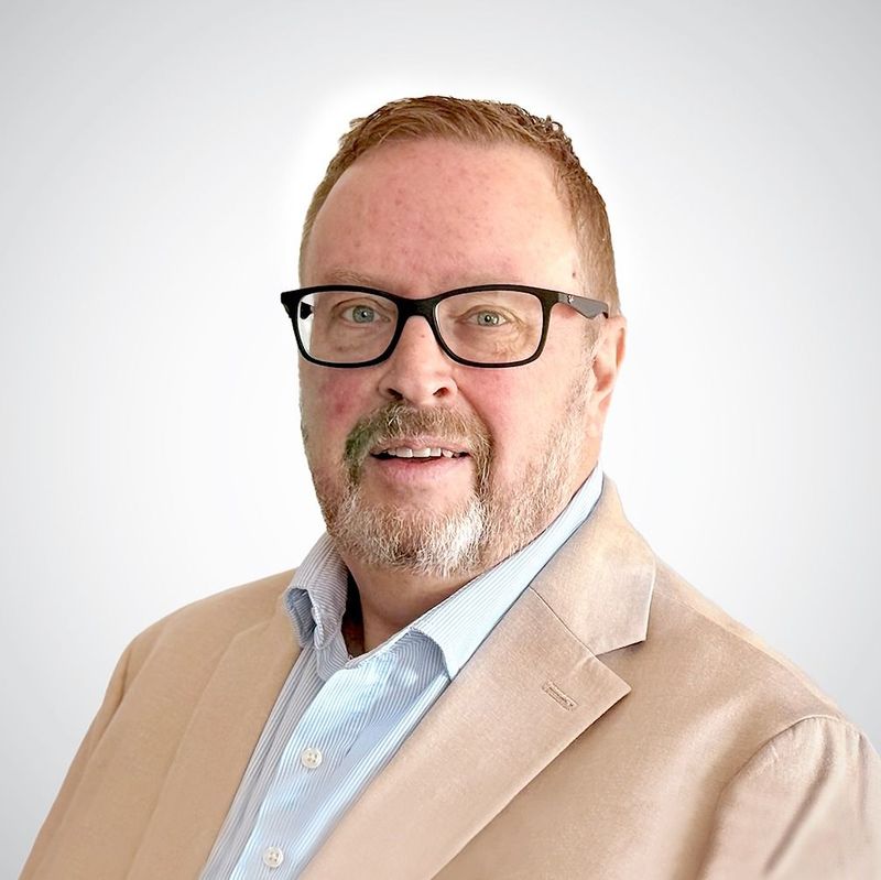 Chris Bennett szerző profilképe