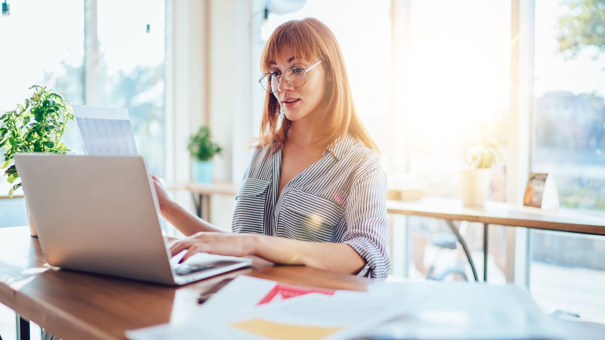 Pályázat: 4–150 millió forint vissza nem térítendő támogatás telephelyfejlesztésre a mikro- és kisvállalkozásoknak 