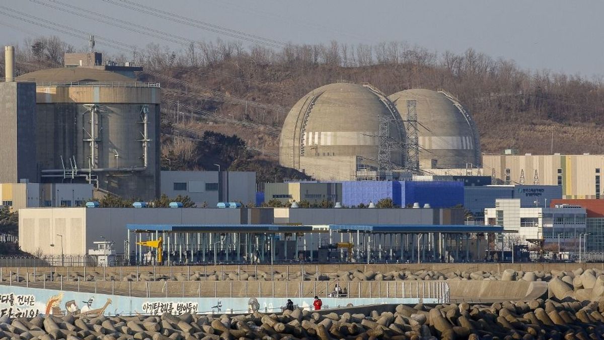 incs más megoldás: újraindítja a szénerőműveit az 50 milliós ország, az atomenergiát ütközésig tekeri – olaj és gáz nélkül maradt 