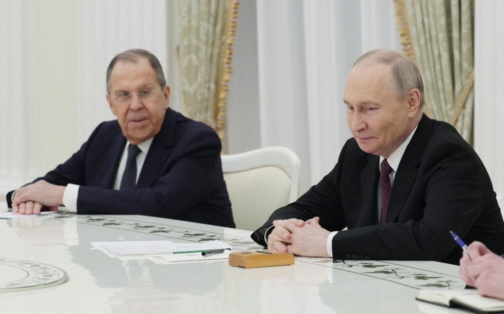 Szergej Lavrov: az Egyesült Államok saját érdekeit nemzetközi jog fölé helyezi 