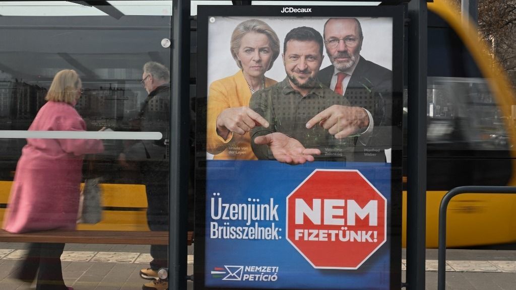 Zelenszkij és csapata a forint árfolyamán keresztül még úgy is tudtak kárt okozni a magyaroknak, hogy nekik semmi hasznuk belőle 