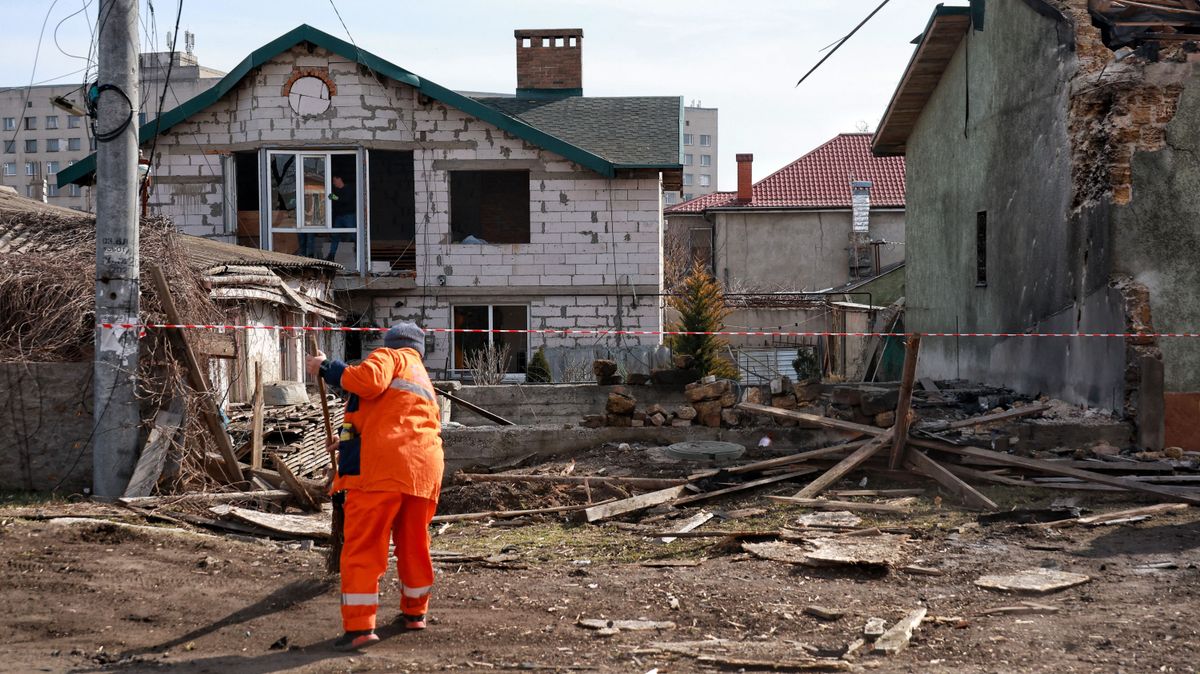 Russians attack Odesa with drones ukrán munkaerőpiac