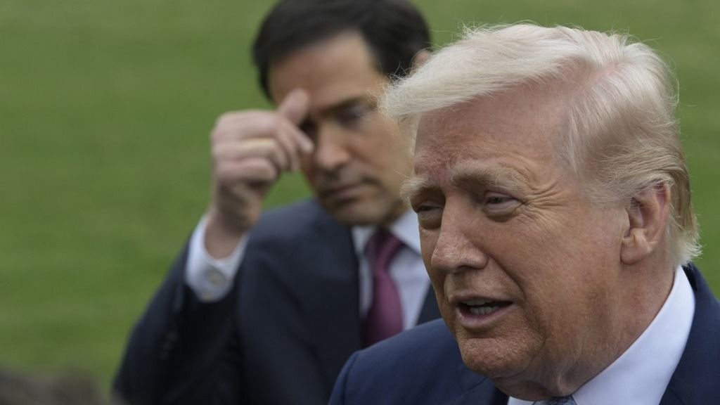 DC: President Trump and Sec gép Rubio hold a White House departure Donald Trump