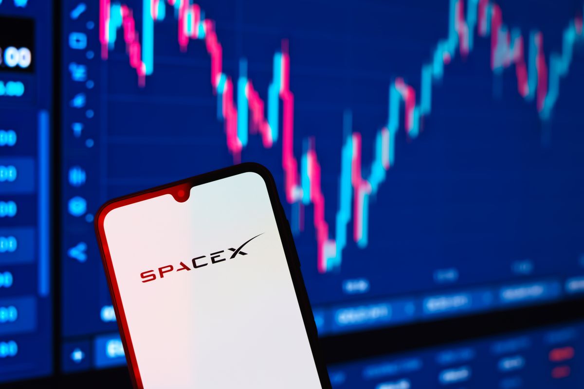 Rakétasebességgel törne fel a SpaceX: minden idők legnagyobb tőzsdei bevezetésére készül