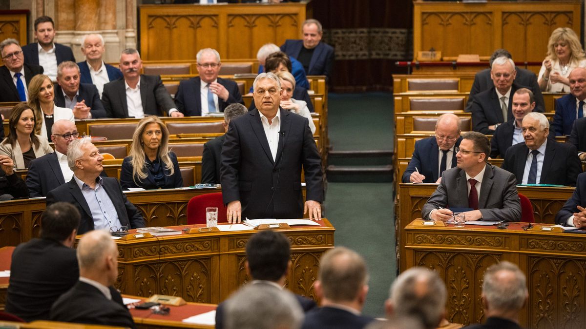 Orbán Viktor fontos nyilatkozatot tett a devizahitelekről, újra nekifuthatnak a jelzálogrendszernek: megvan a lehetséges irány – "Ez egy sötét történet" 