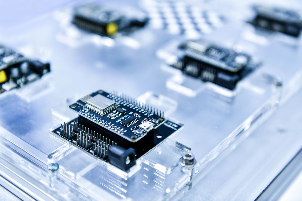Milliárdok mennek AI-chipekre, mégsem készül elég: a mesterséges intelligencia újraírja a globális chiphiányt