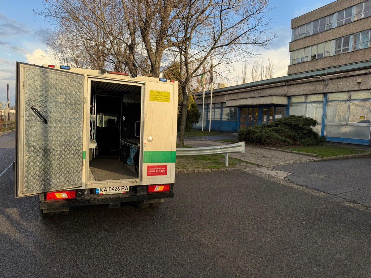 pénzszállító, ukrán aranykonvoj