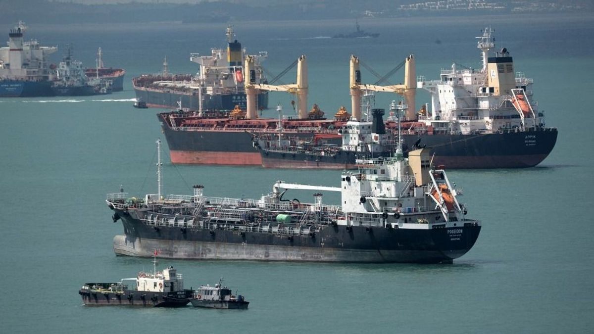 A teherszállítás lesz a közel-keleti konfliktus következő áldozata, fogy az üzemanyag a legnagyobb újratöltő központban 