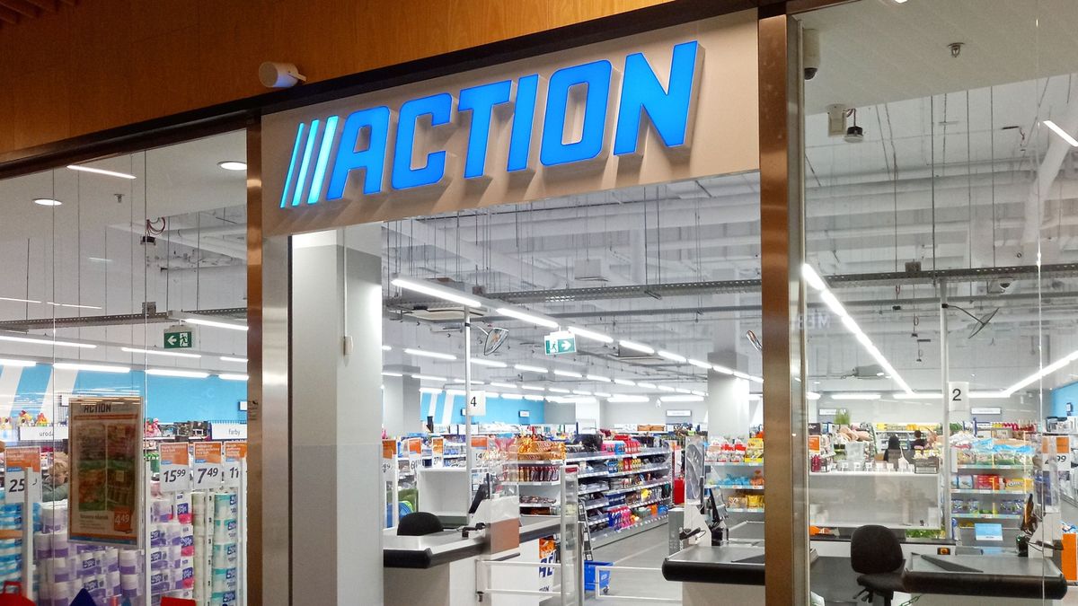 Poznan,,Poland,-,21,March,2024:,Action,Shop,Logo,Inside