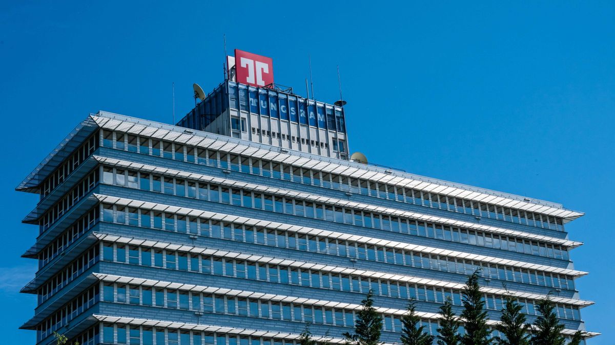 Már a fővárosi gyára is eladó a legendás magyar vállalatnak – sportcsarnok és magánút is vehető hozzá 