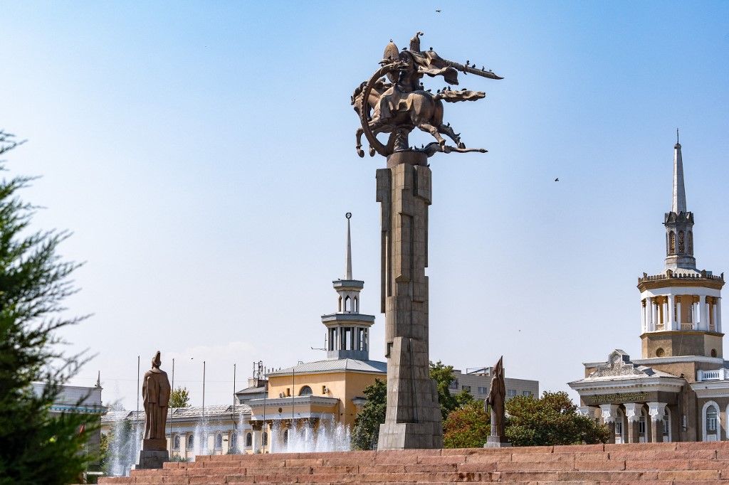 Ala-Too Square stands as cultural and social hub in Bishkek Most lett elege az orosz szankciókból Kirgizisztánnak: be fogja perelni Ursula von der Leyenéket, ha nem állnak le