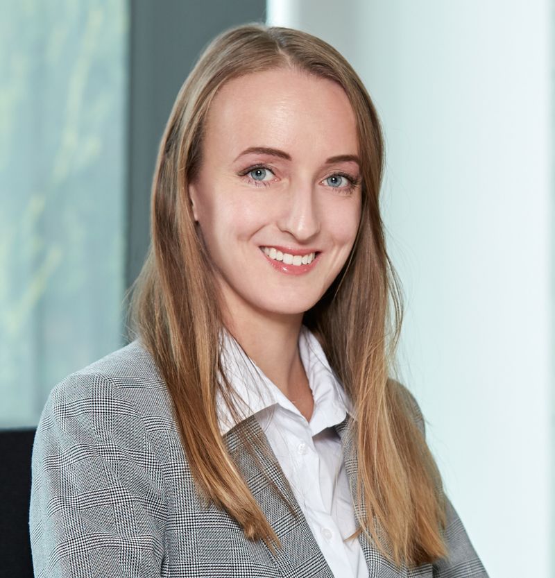 Bencze Anna szerző profilképe