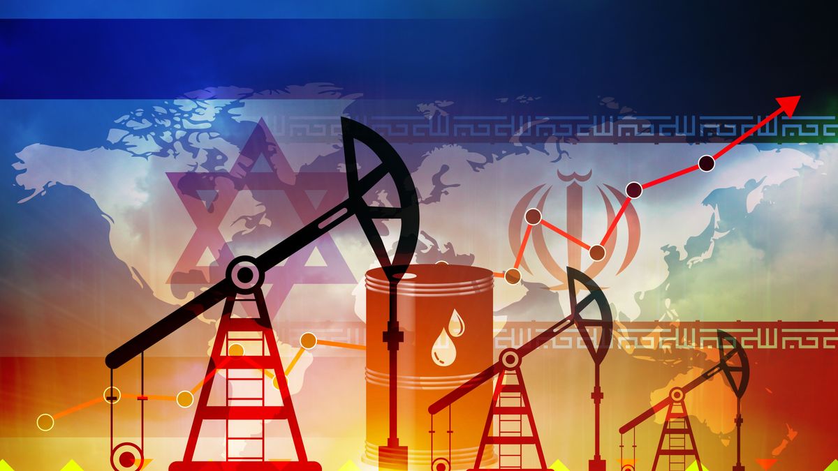 Ez a valódi rémálom, Irán bemondta, hogy jöhet a 200 dolláros olajár – több kellhet a 400 millió hordós tartaléknál 