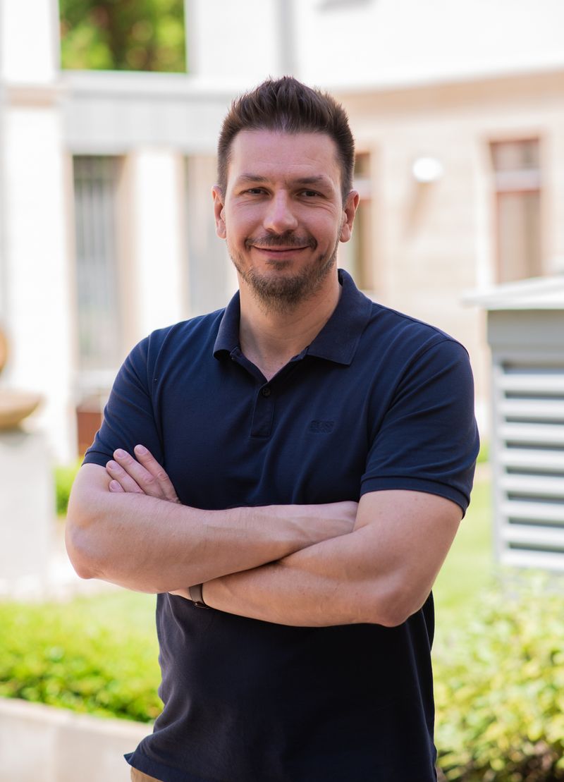 Nagy Zsolt szerző profilképe