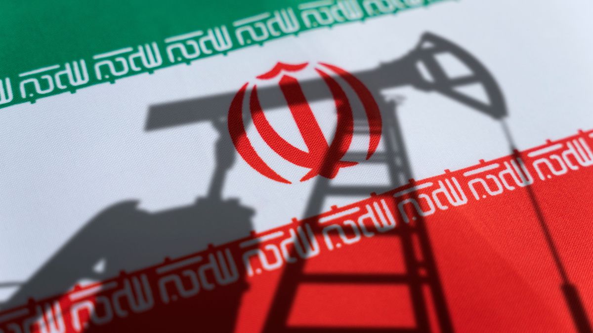 energia,The,Oil,Industry,Of,Iran.,Oil,Rigs,On,The,Background