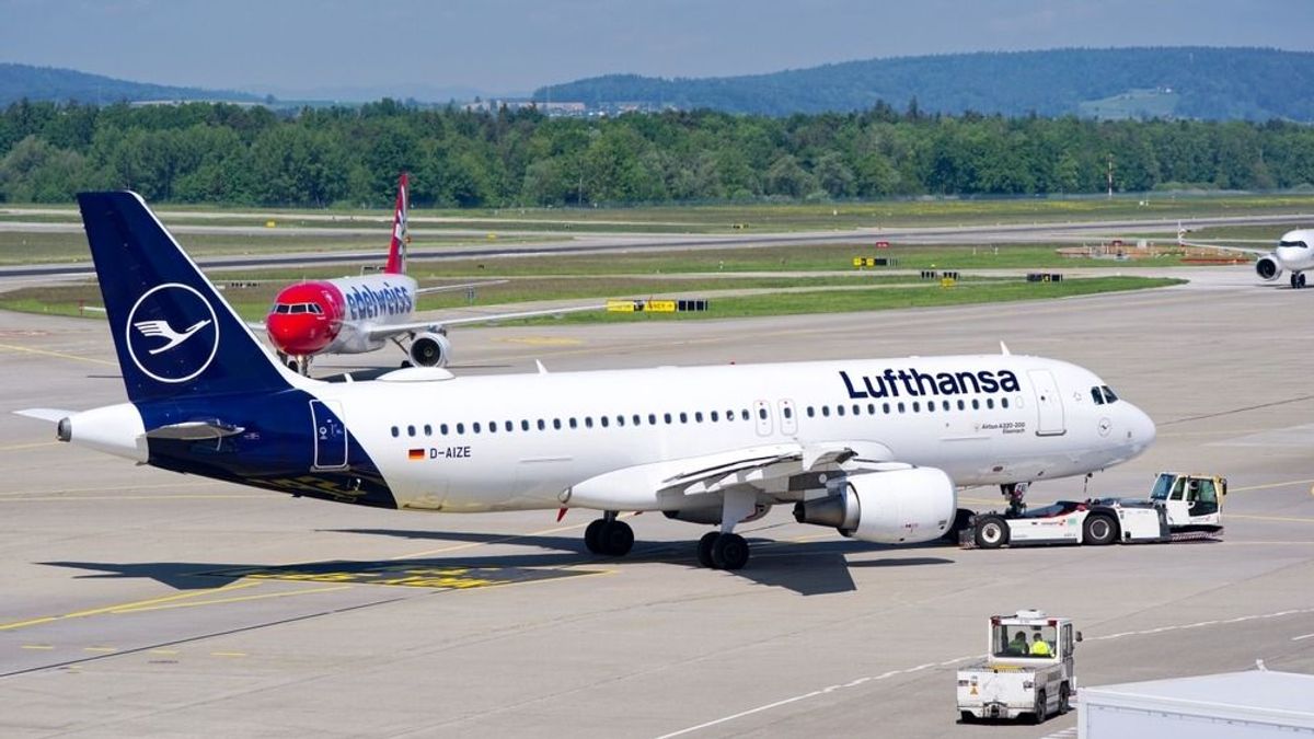 Kerozinválság: 20 ezer járatot töröl a Lufthansa, lehet, hogy lőttek az idei nyaralásnak