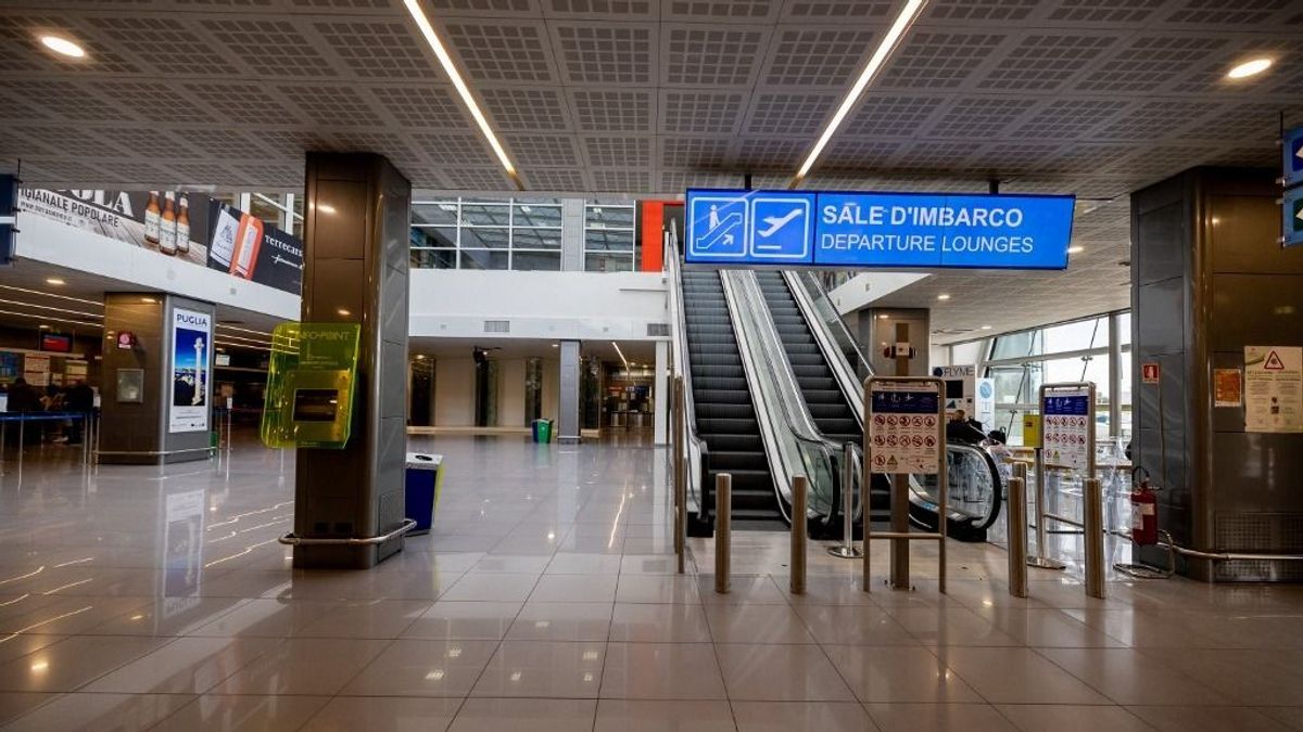 Hivatalos: itt az első európai repülőtér, ahol elfogyott a kerozin, nem tudnak felszállni a gépek – senki se tudja, mikor jön szállítmány 