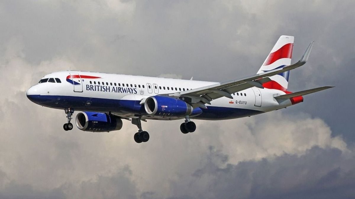 Kerozinválság: fogadkozik a brit kormány, hogy az utasok nyugodtan utazhatnak, nincs hiány repülőgép-üzemanyagból 