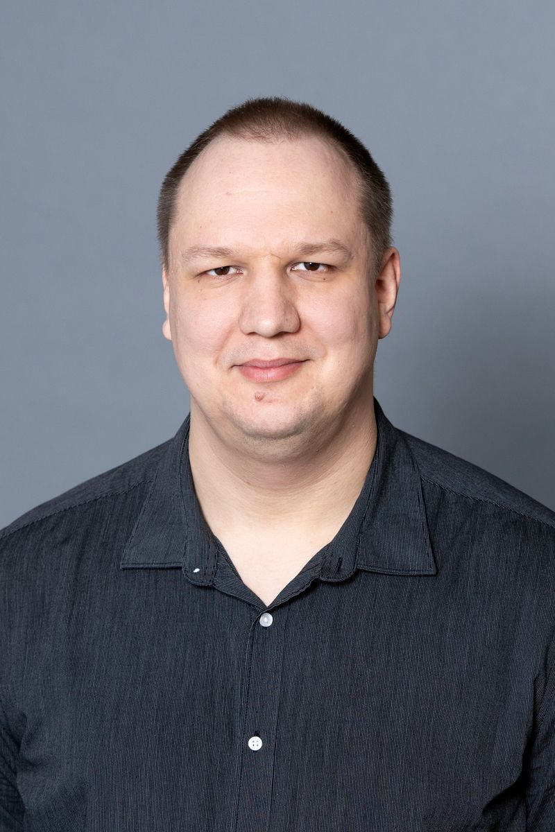 Molnár Dániel szerző profilképe