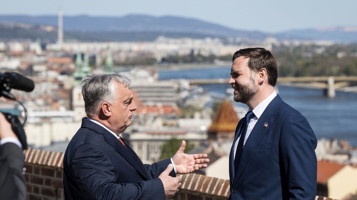 A sas leszállt Magyarországon: JD Vance és Orbán Viktor is színpadra lépett – Trump telefonon jelentkezett