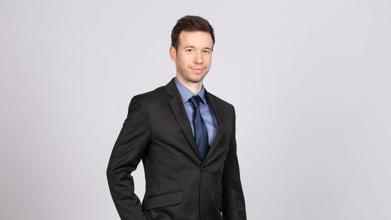 Varga András szerző profilképe