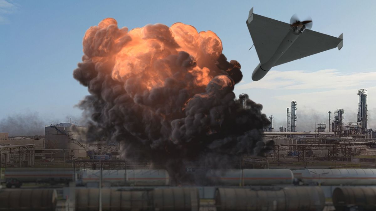 Oil,Refinery,Burning,,Oil,Depot,Fire,,Drone,Attack. ukrán drón