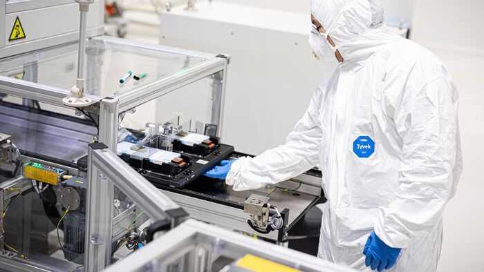 Már Magyarország is a veszélyzónában: komoly bajt okoz a világ csipgyáraiban a vízhiány, felfoghatatlan mennyiségű pénz úszik el a semmibe