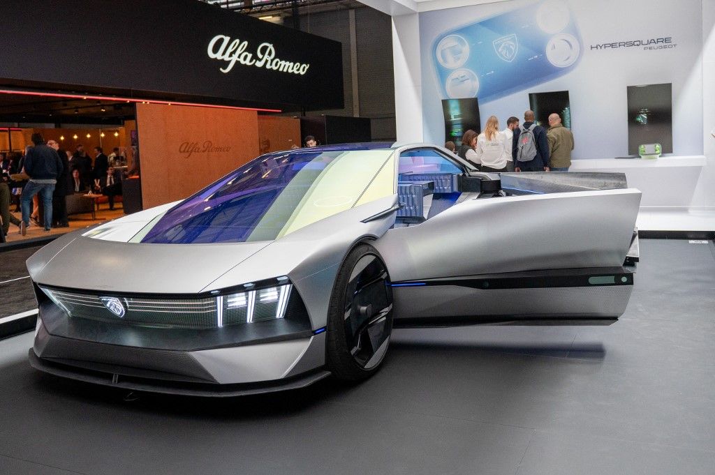 FRANCE-PARIS-MONDIAL-DE-L-AUTOMOBILE-PEUGEOT-INCEPTION