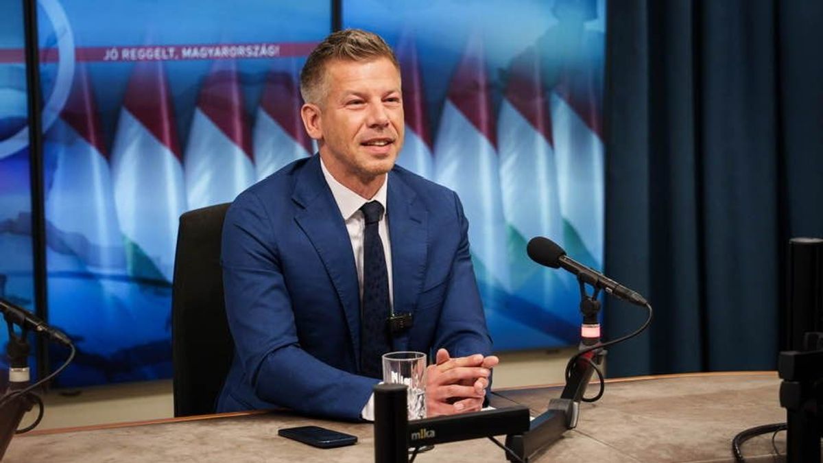 Magyar Péter élő adásban a közmédiában: egyből összeveszett a Kossuth rádió riporterével – „Egy kérdést legalább megenged?” 