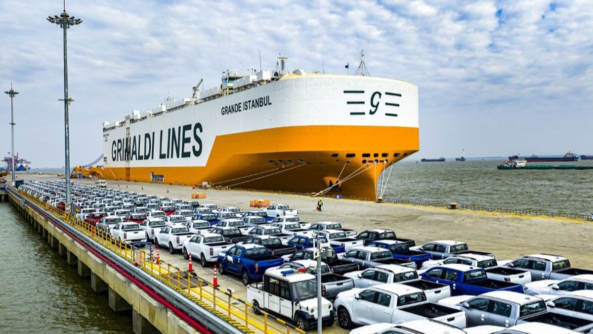 Az elektromos autók az olajválság nagy nyertesei, a kínaiak tarolnak a piacon