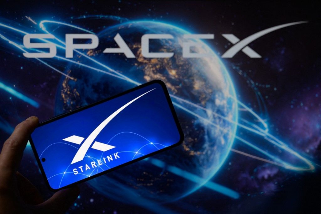Starlink - Photo Illustration műholdas internetpiac SpaceX Starlink Amazon Leo Qianfan, Guowang, Rassvet