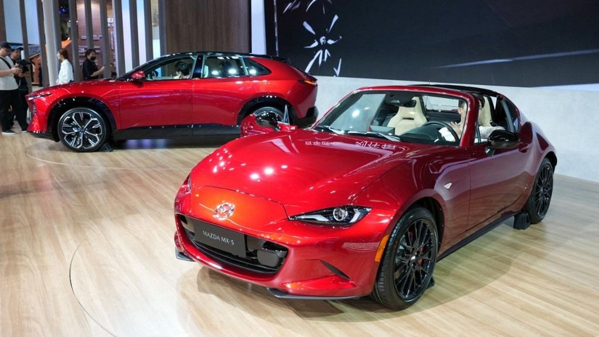 Döntő pillanat: Kína pártjára állt a német autóipar, fordulat jöhet az elektromos autóknál – tényleg minimumáron érkezhetnek Európába 