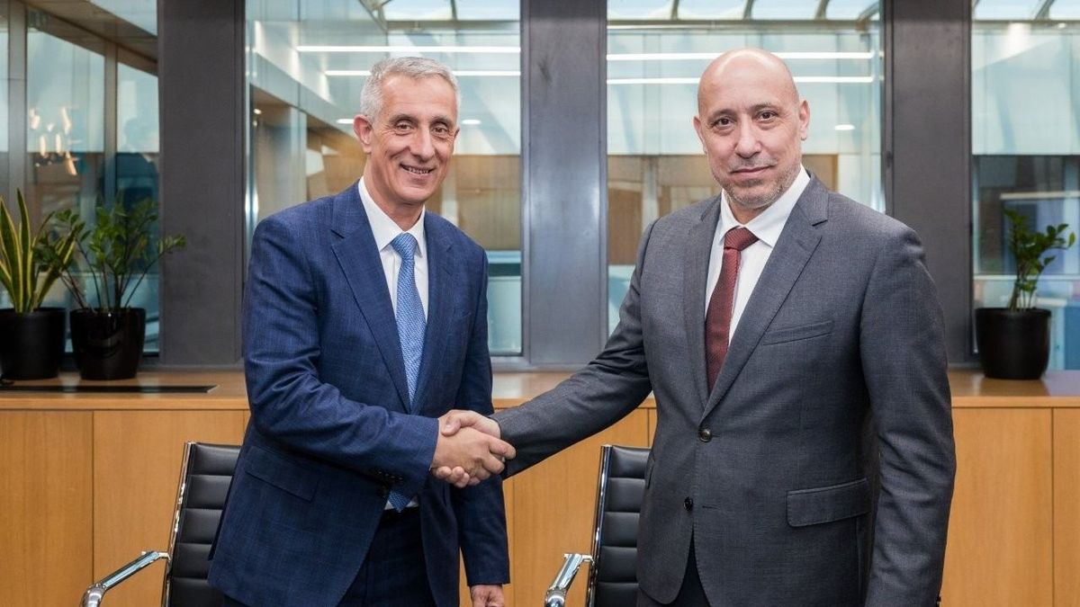 A görög Grid Telecommal építhet ki digitális folyosót a 4iG a Közel-kelettől Európáig