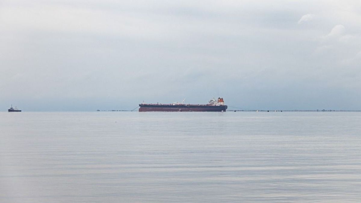 Dráma: megtörtént az első konfliktus, az amerikai hadihajók összefeszültek az iráni tankerekkel – bosszút fognak állni 