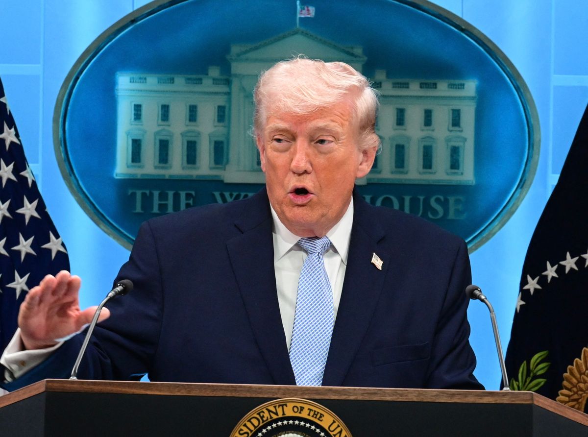 Donald Trump amerikai elnök
Amerikai Egyesül Államok USA