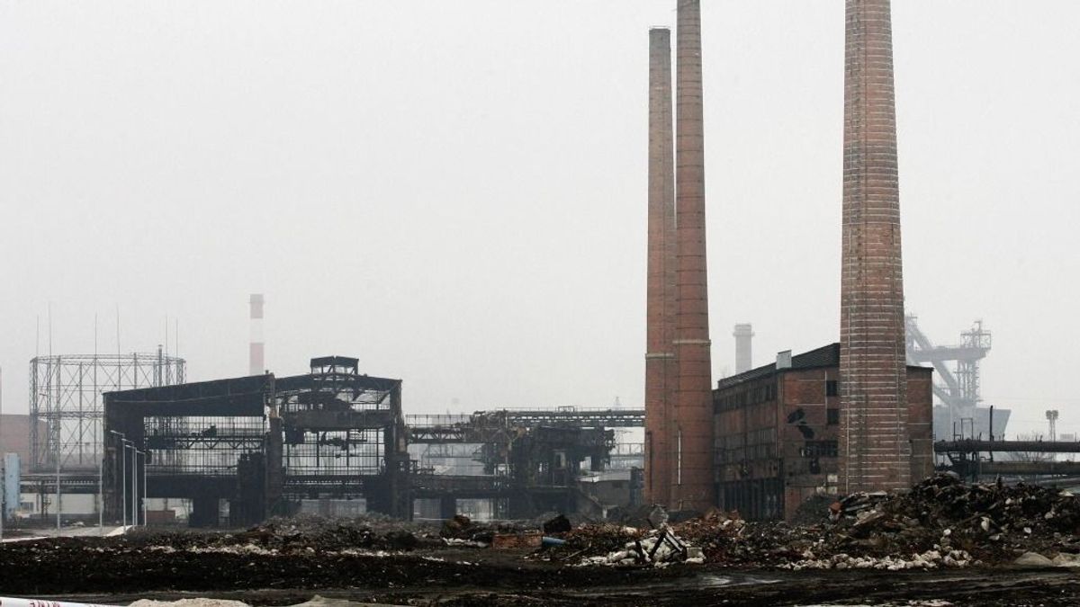 Bezár az acélóriás - újabb áldozatot szedett a kínai dömping, acélgyártás nélkül marad az ország 