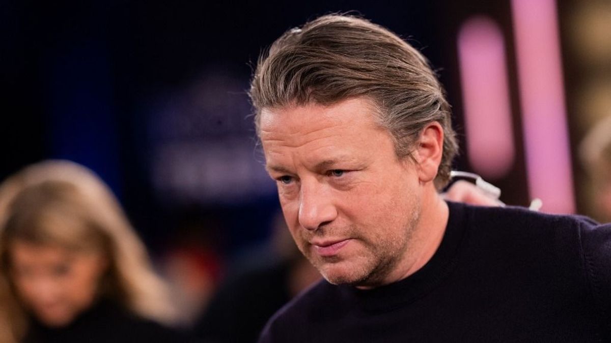 Jamie Oliver kifakadt: a sztárséf szerint veszélybe került a vendéglátóipar jövője 