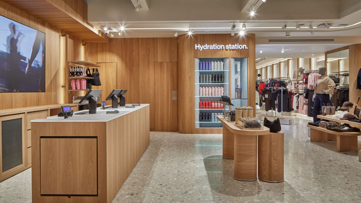 Káros anyagokat tartalmazhatnak a világhírű sportszermárka termékei, vizsgálat indult 