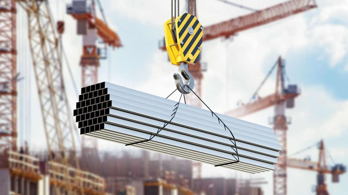 Construction,Landscape.,Pipes,Are,Lifted,Using,Tower,Crane.,Construction,Process. pláza